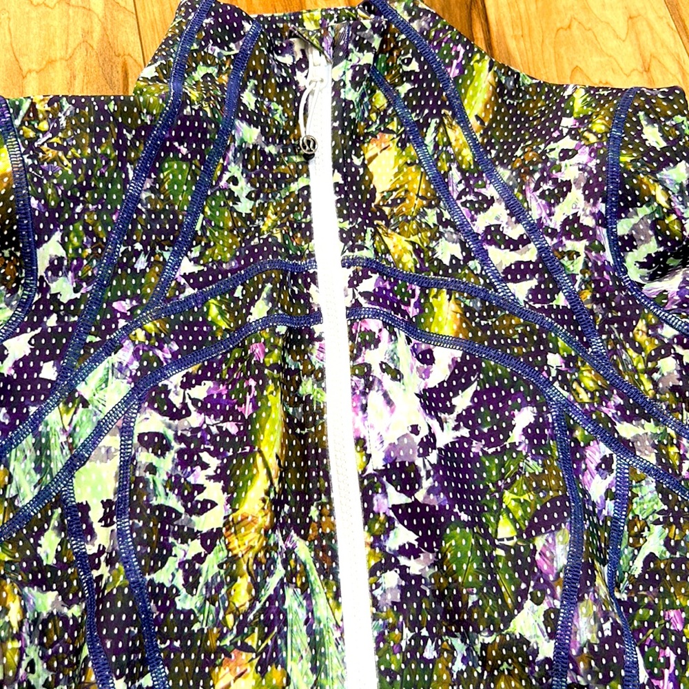 Lululemon Define Jacket šfloral white multi 6 - Picture 3 of 11